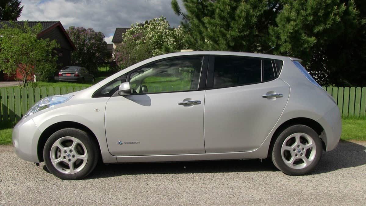 Solar EV Charging At Home – How much does it cost to charge an EV at home?
